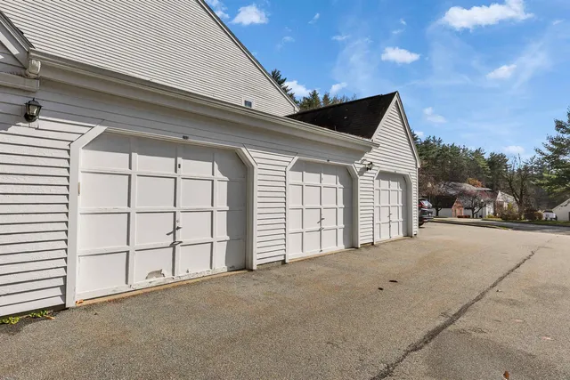 $299,900 | 39 B Windsor Court, Unit B, Keene, NH 03431