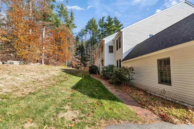 $299,900 | 39 B Windsor Court, Unit B, Keene, NH 03431