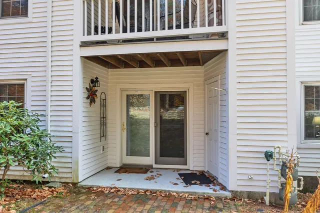 $299,900 | 39 B Windsor Court, Unit B, Keene, NH 03431