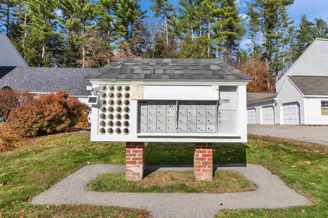 $299,900 | 39 B Windsor Court, Unit B, Keene, NH 03431