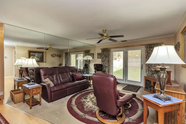 $299,900 | 39 B Windsor Court, Unit B, Keene, NH 03431