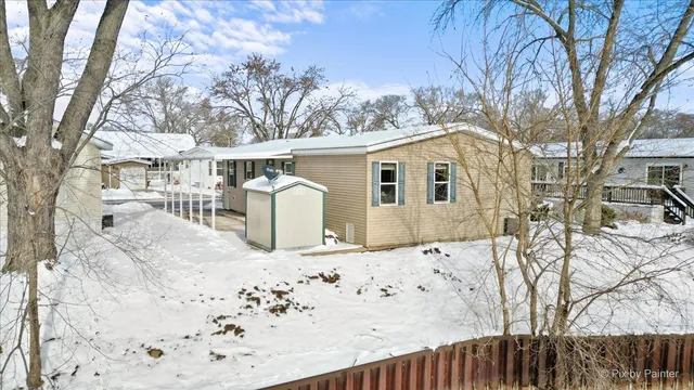 $115,000 | 173 Northshore Road, Elgin, IL 60123