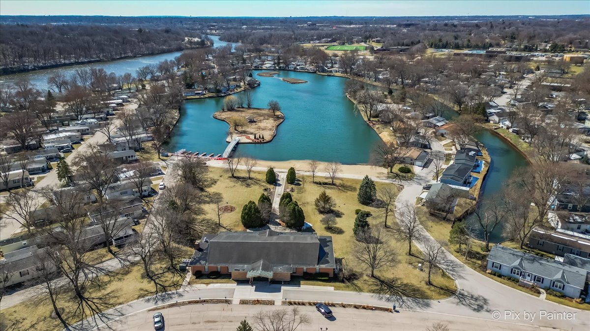 173 Northshore Road Elgin, IL 60123 - Photo 4 of 32 an aerial view of house with yard