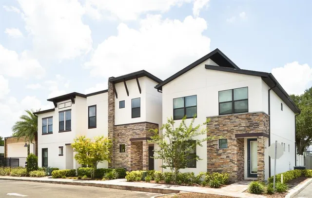 $389,990 | 231 Villa Domani Circle, Unit 59, Davenport, FL 33896