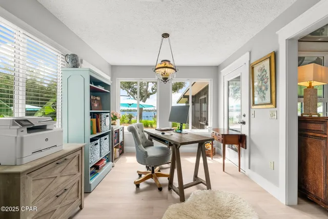 $650,000 | 3702 Tippecanoe Lane, Southport, FL 32409