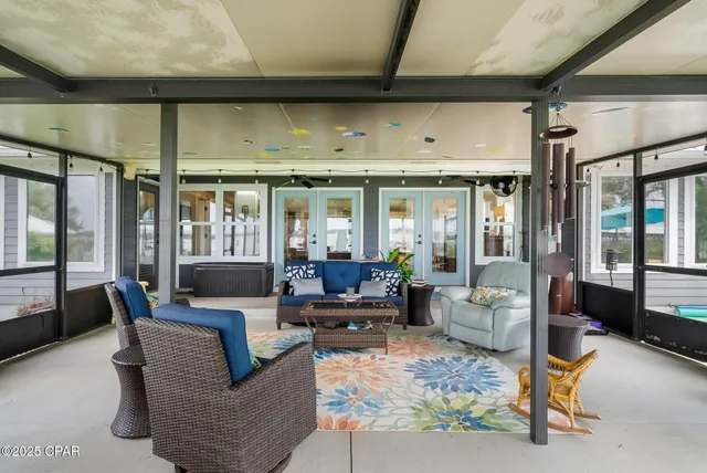 $650,000 | 3702 Tippecanoe Lane, Southport, FL 32409