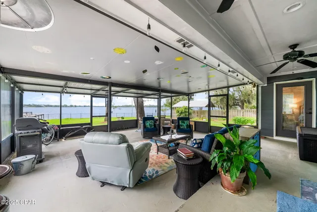 $650,000 | 3702 Tippecanoe Lane, Southport, FL 32409