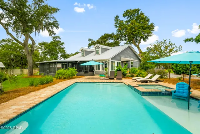 $650,000 | 3702 Tippecanoe Lane, Southport, FL 32409