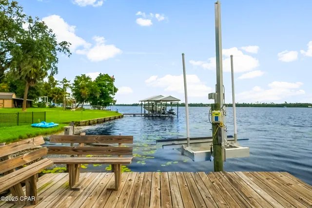 $650,000 | 3702 Tippecanoe Lane, Southport, FL 32409