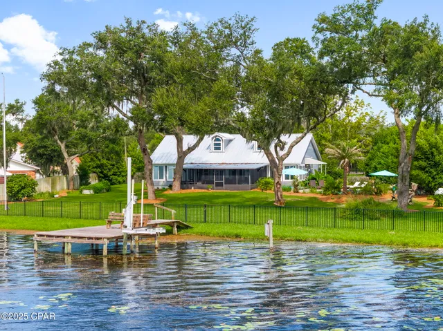 $650,000 | 3702 Tippecanoe Lane, Southport, FL 32409