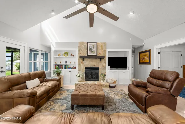 $650,000 | 3702 Tippecanoe Lane, Southport, FL 32409