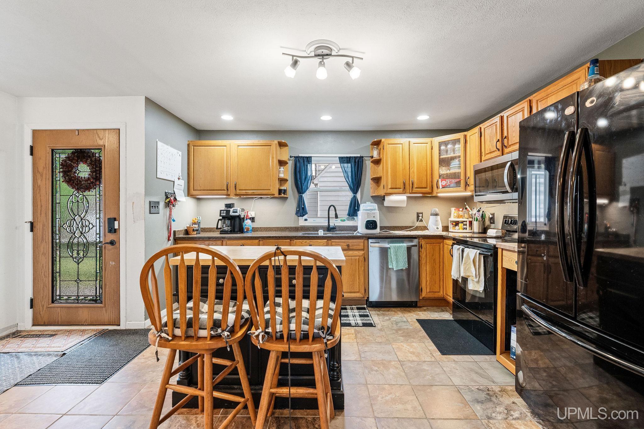 1225 North 2nd Street Ishpeming, MI 49849 - Photo 7 of 38