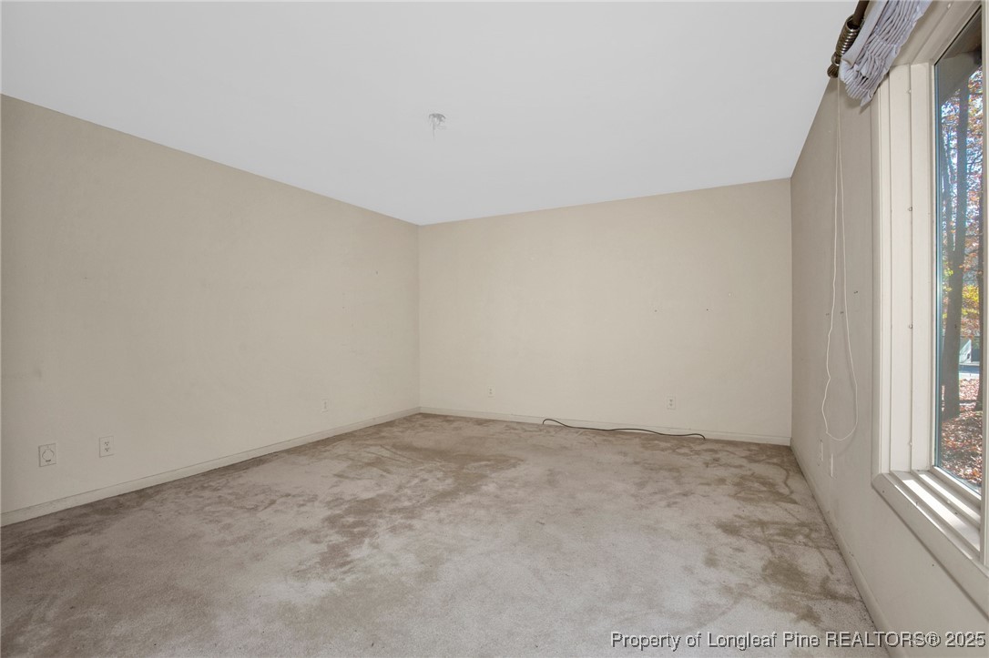 549 Rainforest Road Hope Mills, NC 28348 - Photo 23 of 40