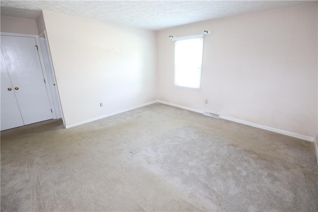12760 Charing Cross Road Carmel, IN 46033 - Photo 15 of 38 Gallery Image 15