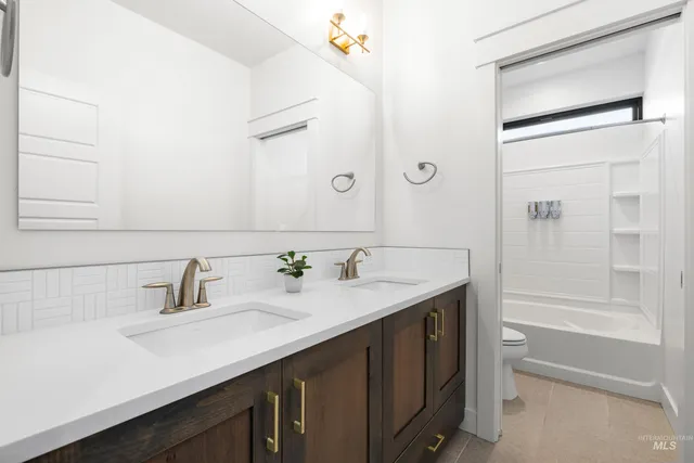 $1,150,000 | 4984 West Little Feather Street, Eagle, ID 83616