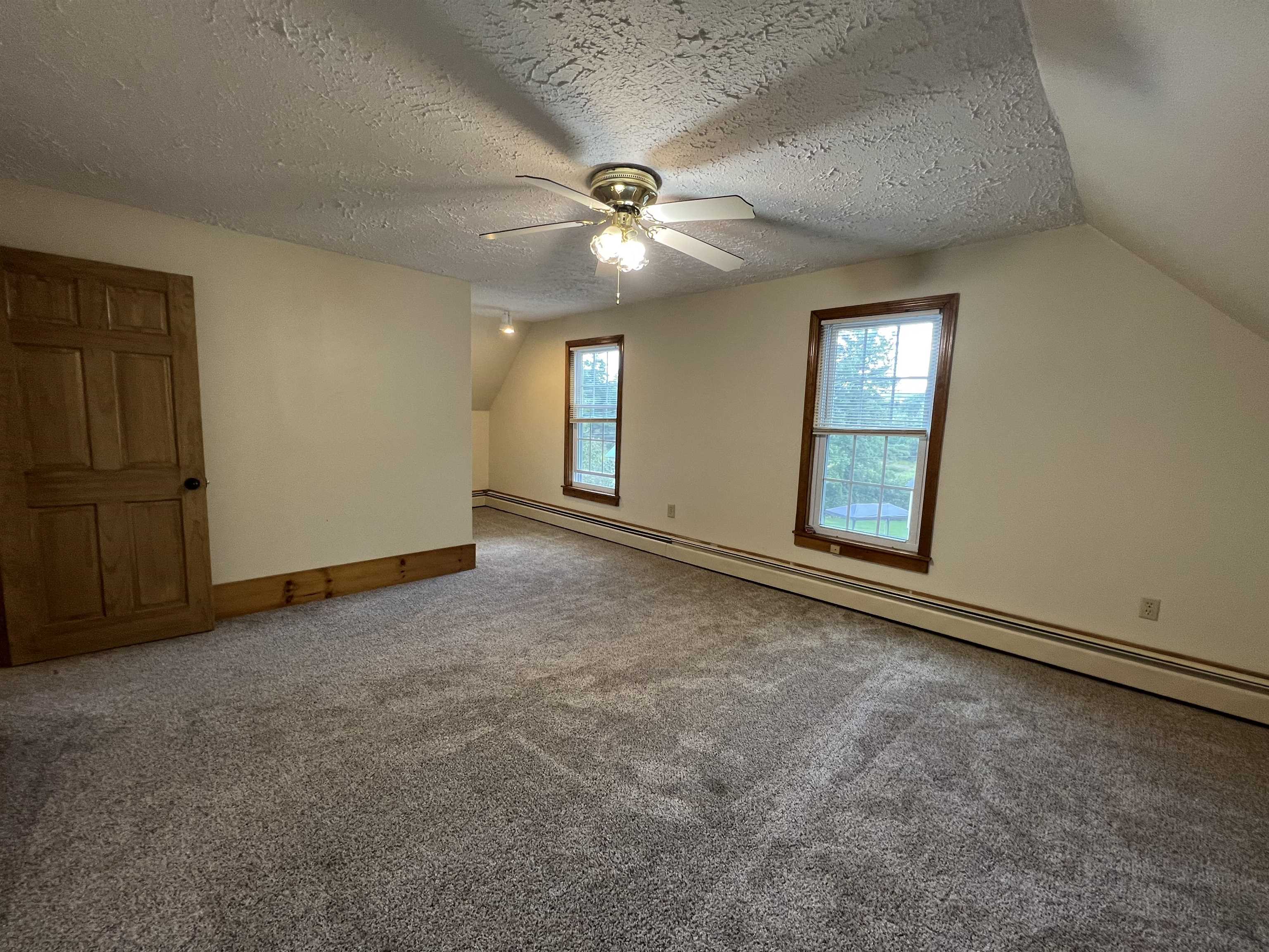 126 Bronson Street Littleton, NH 03561 - Photo 10 of 39