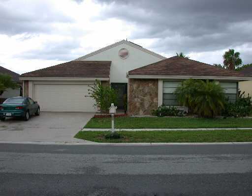 20950 Rustlewood Avenue Boca Raton, FL 33428 - Photo 1 of 8 Primary Photo