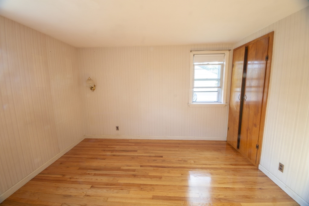 103 Laurel Road Norwood, MA 02062 - Photo 8 of 16 Gallery Image 8