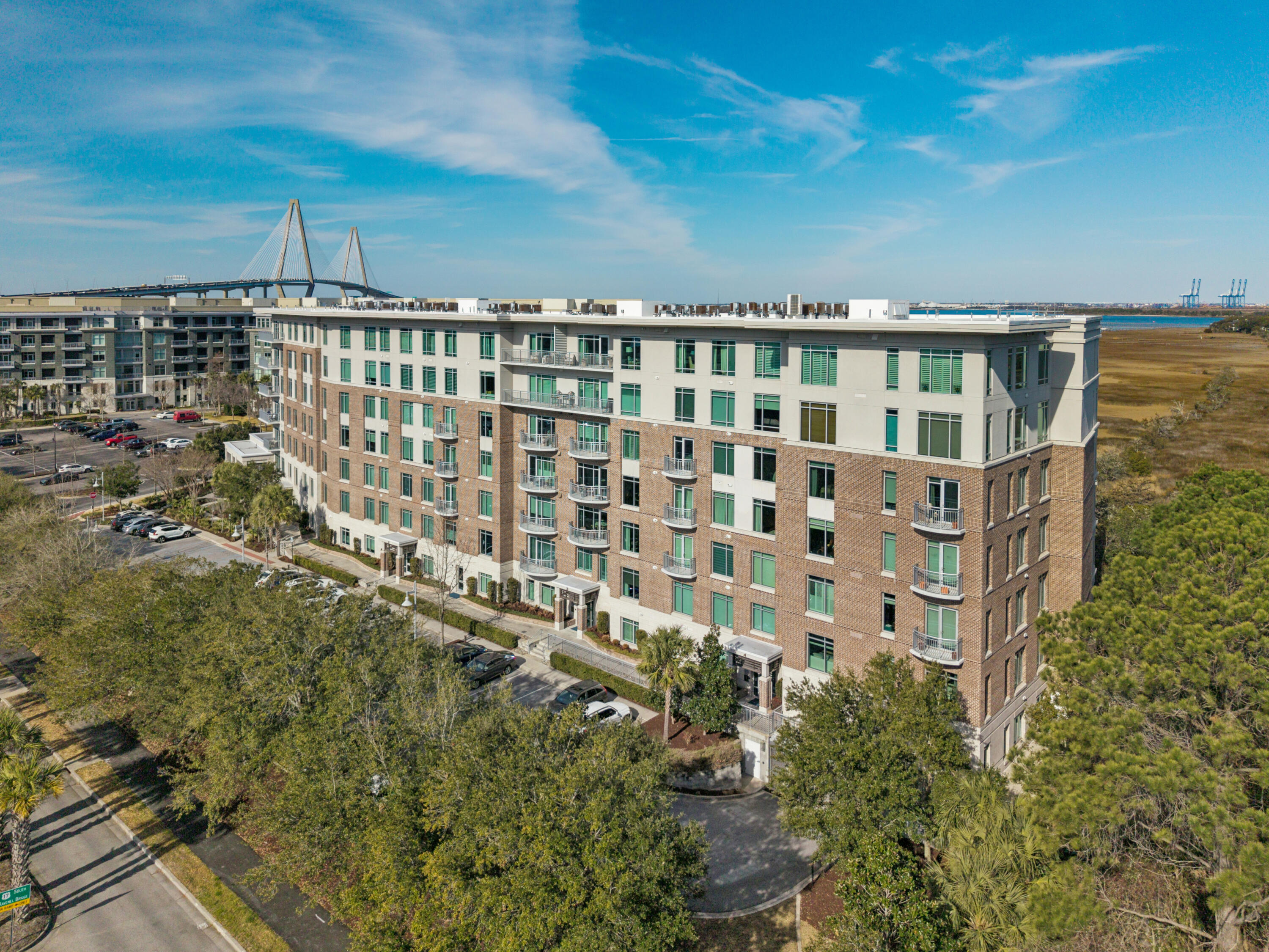 155 Wingo Way, Unit 416 Mount Pleasant, SC 29464 - Photo 36 of 42 155WingoWay-KeenEyeMarketing-003