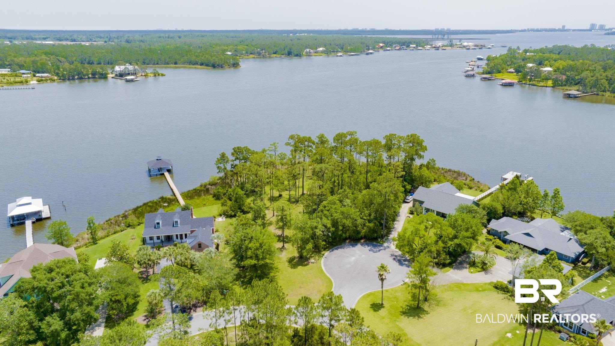 8987 Bay Point Drive Elberta, AL 36530 - Photo 5 of 16