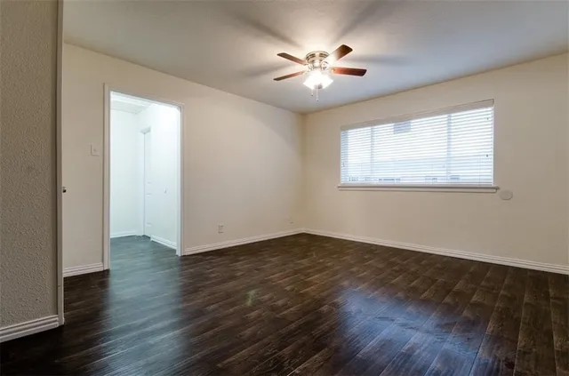 $925 | 5114 Columbia Avenue, Unit 202, Dallas, TX 75214
