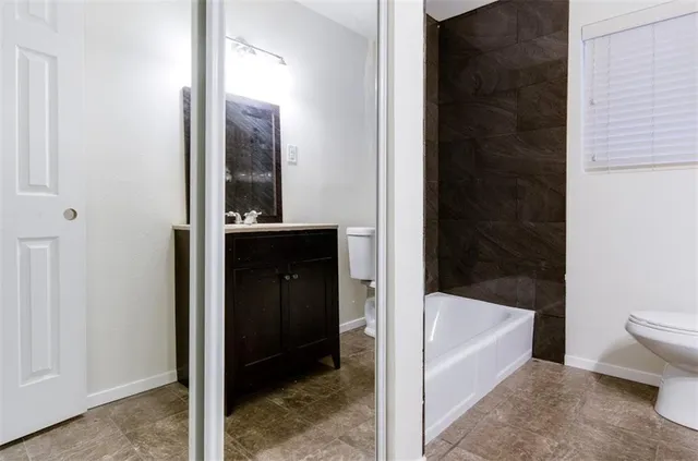 $925 | 5114 Columbia Avenue, Unit 202, Dallas, TX 75214