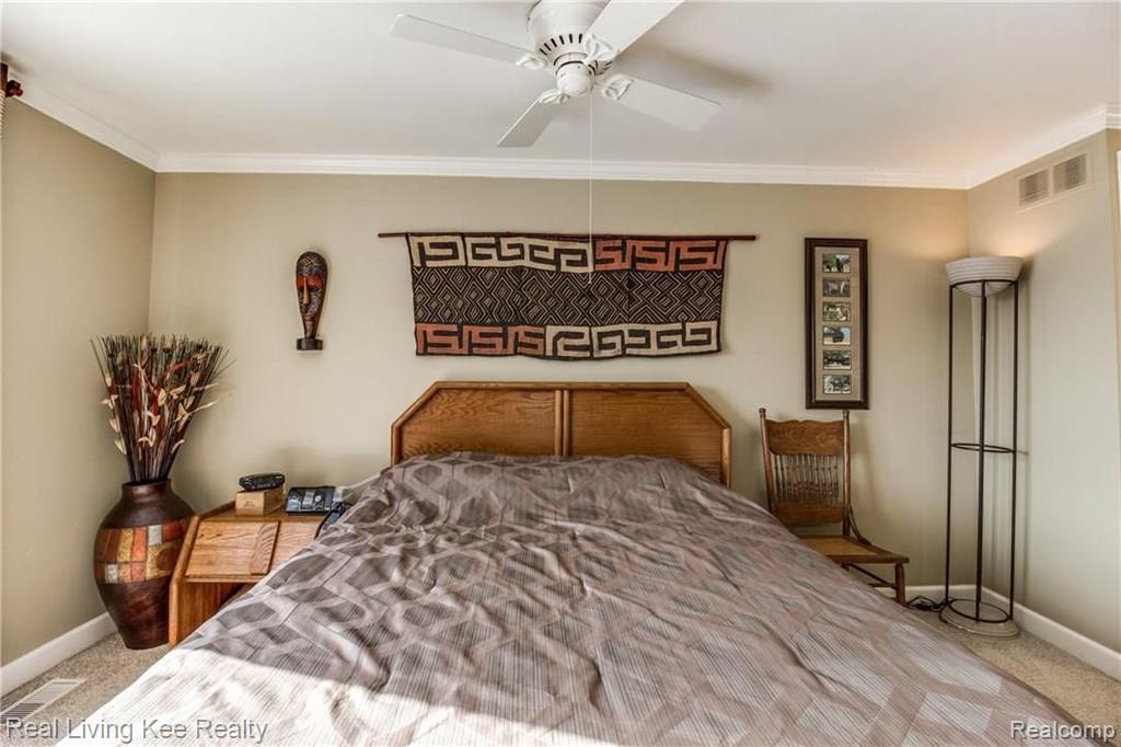 1393 Paddle Wheel Lane Rochester Hills, MI 48306 - Photo 24 of 34