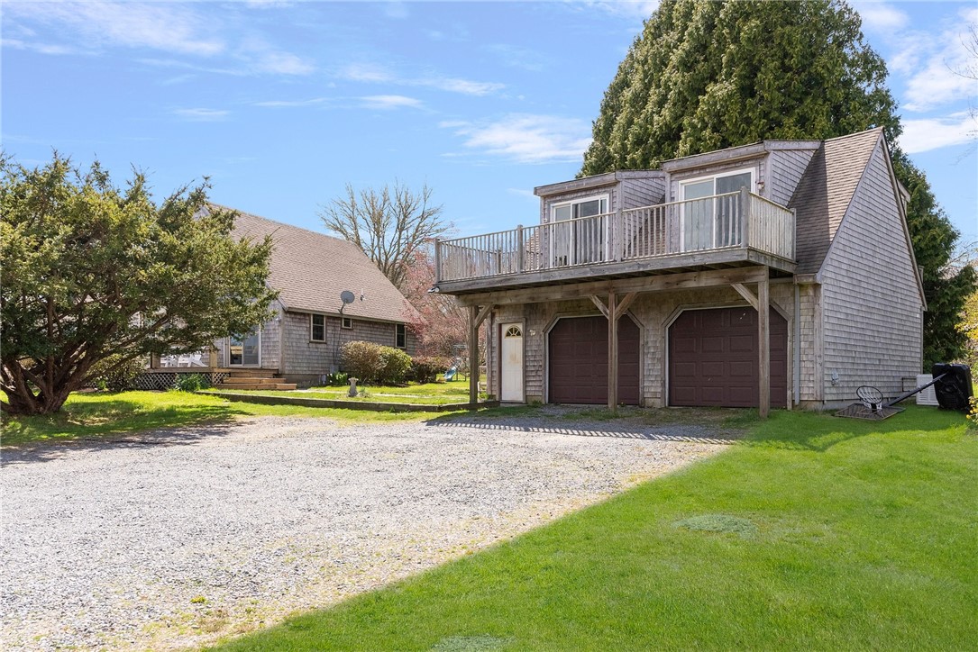 47 South Shore Road Little Compton, RI 02837 - Photo 3 of 50