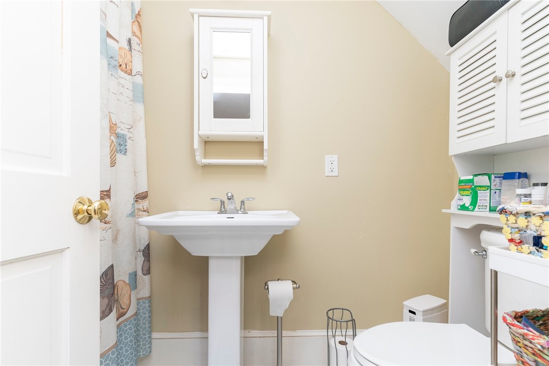 47 South Shore Road Little Compton, RI 02837 - Photo 33 of 50