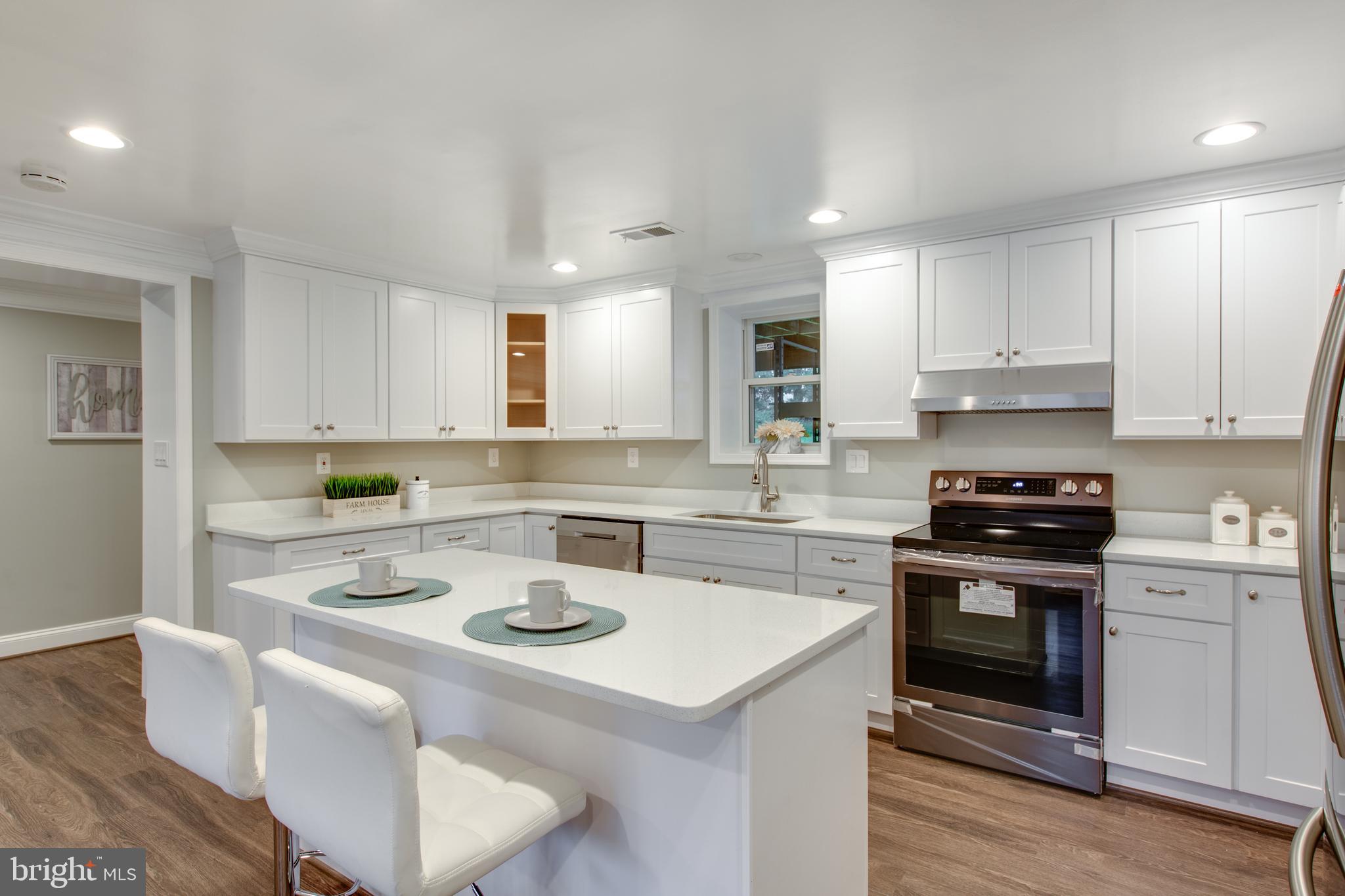 15305 Sweetridge Road Silver Spring, MD 20905 - Photo 11 of 45 Kitchen