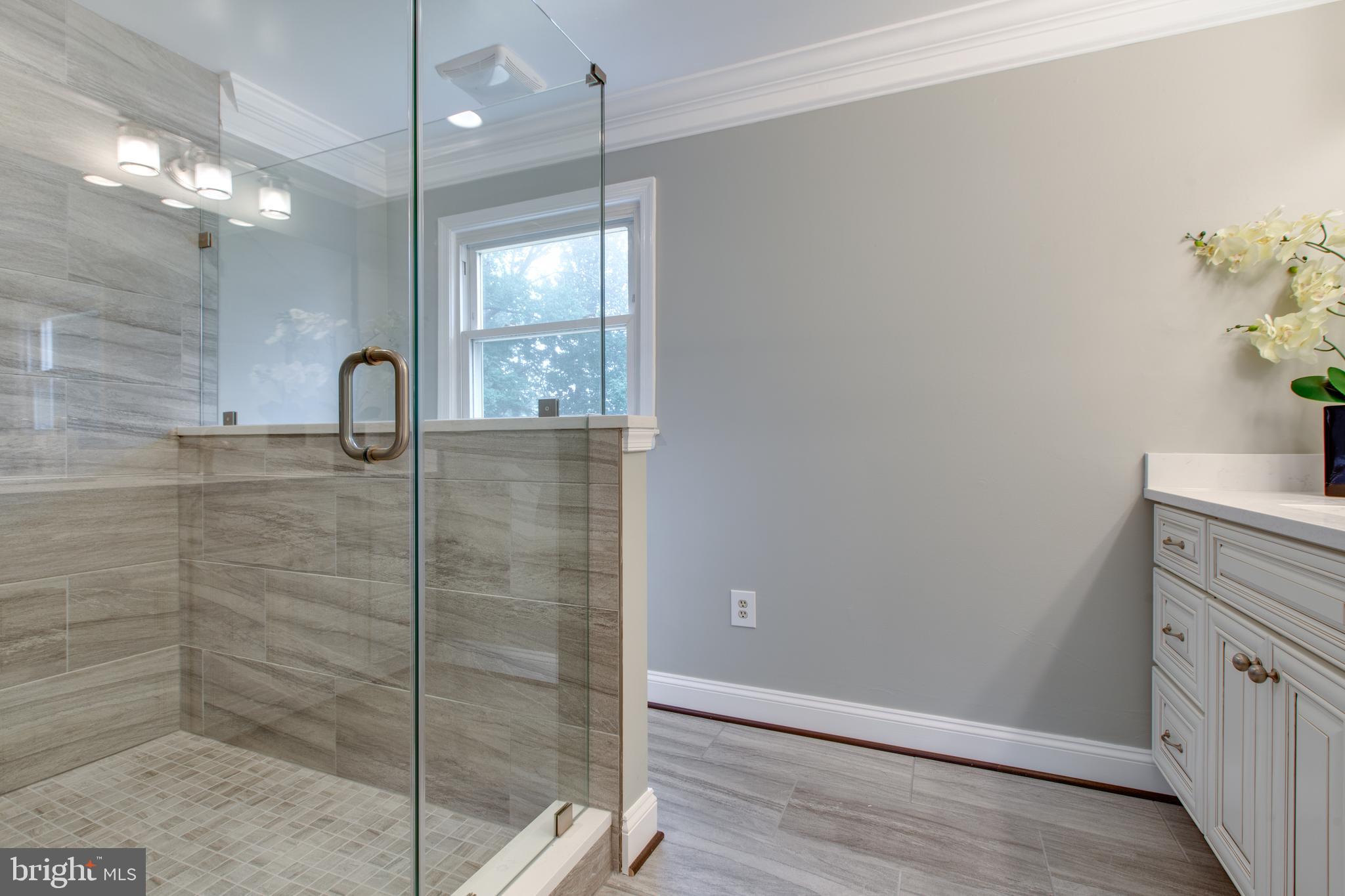 15305 Sweetridge Road Silver Spring, MD 20905 - Photo 27 of 45 Maser Bathroom