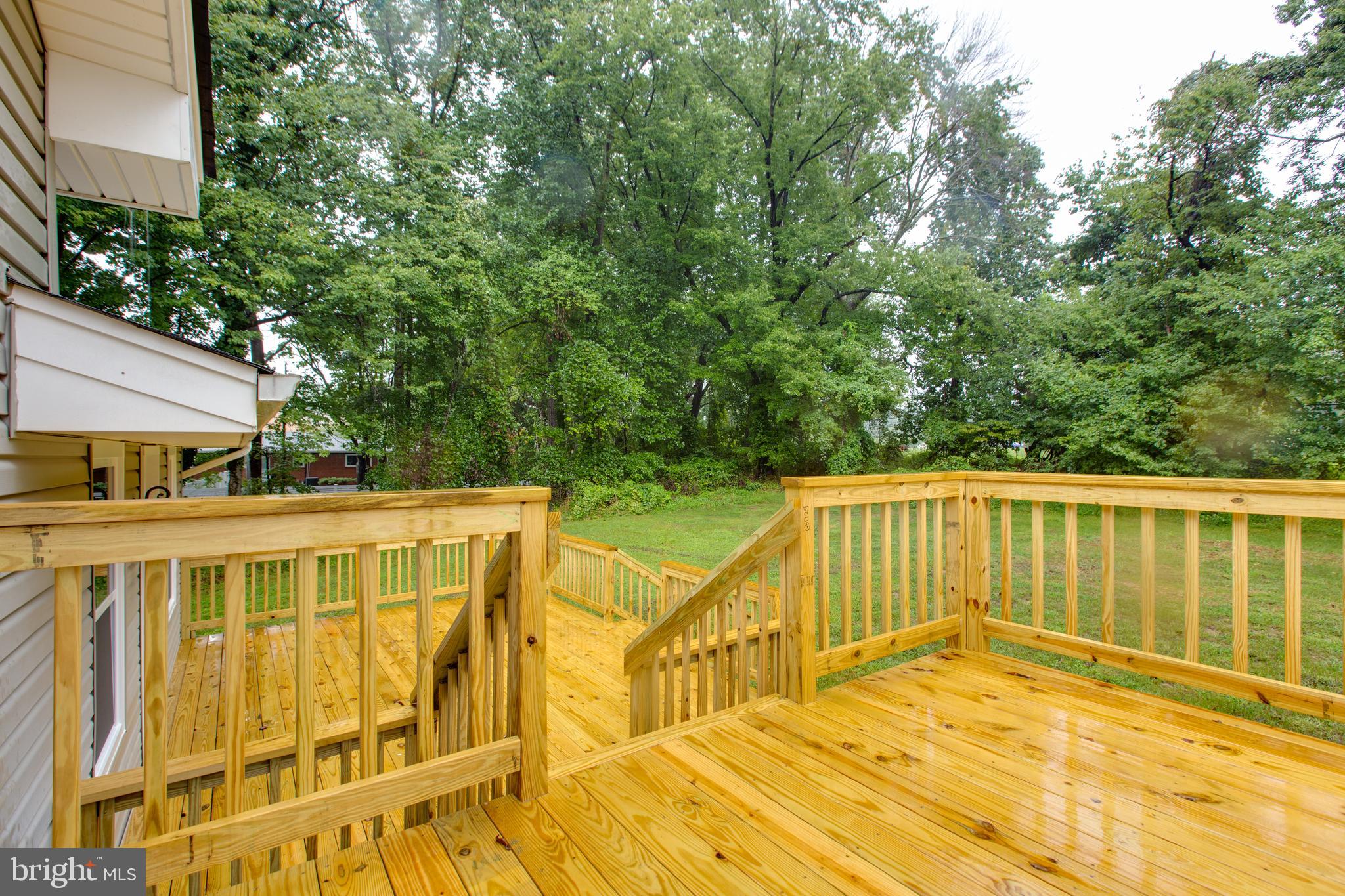 15305 Sweetridge Road Silver Spring, MD 20905 - Photo 41 of 45 Large Double Deck