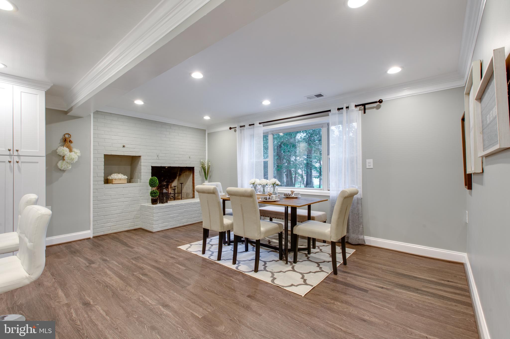 15305 Sweetridge Road Silver Spring, MD 20905 - Photo 6 of 45 Eat-In Kitchen