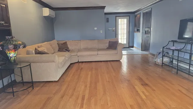 $1,049,000 | 64 Village Street, Millis, MA 02054