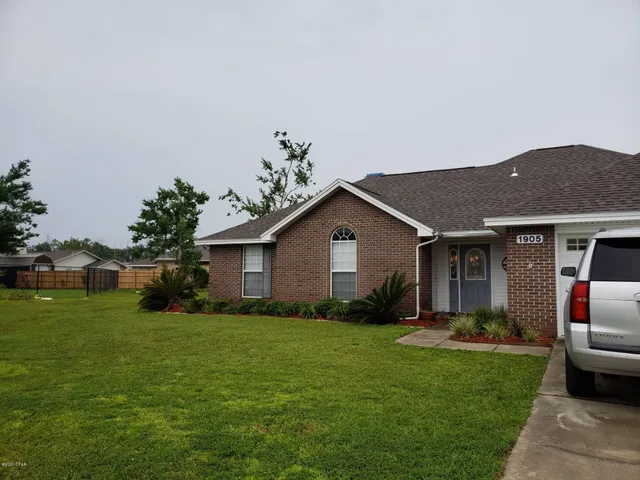$1,950 | 1905 Rhett Place, Lynn Haven, FL 32444