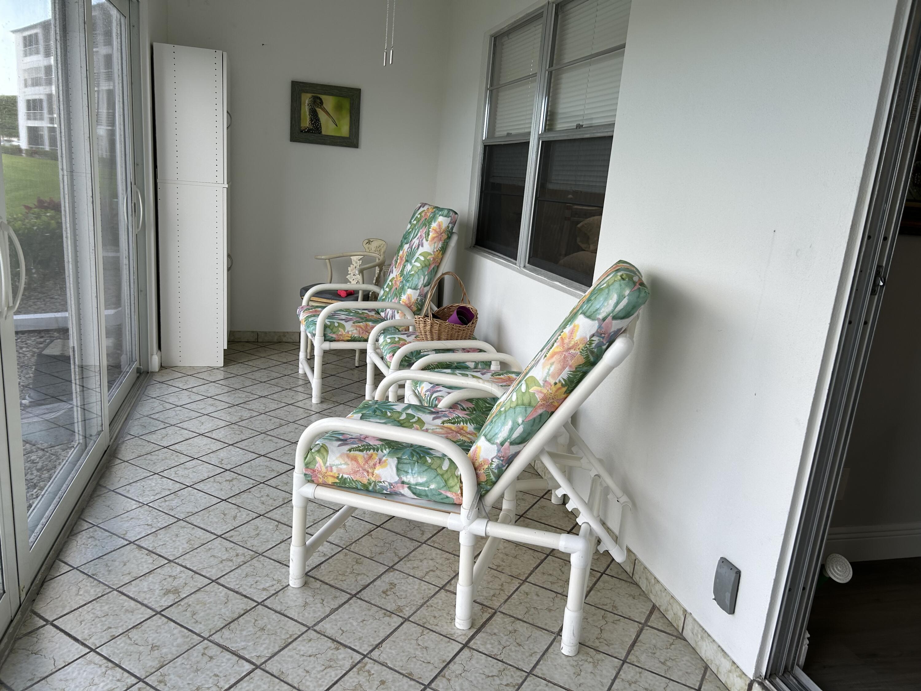 1066 Exeter Boca Raton, FL 33434 - Photo 19 of 20 Patio