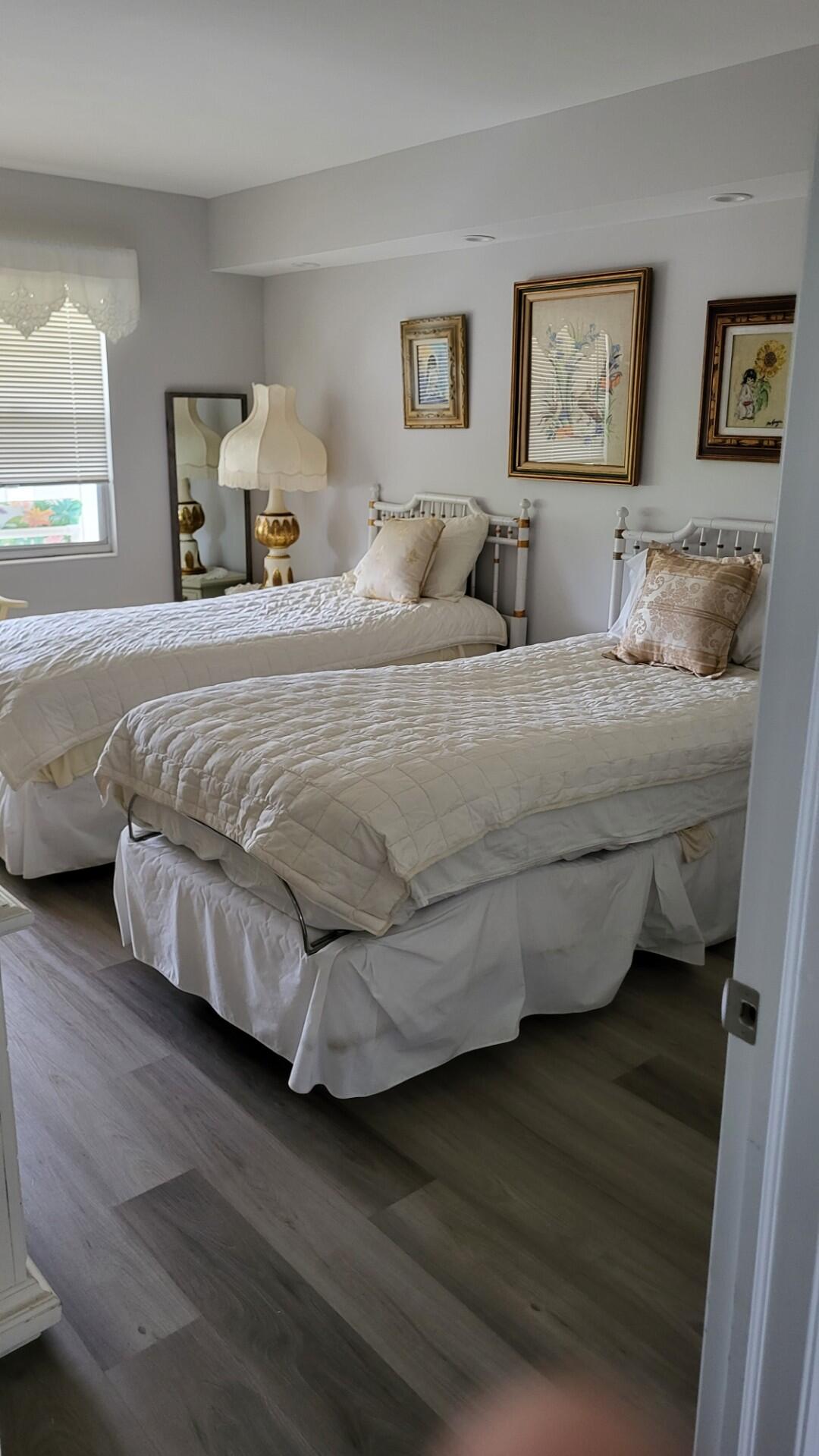 1066 Exeter Boca Raton, FL 33434 - Photo 8 of 20 Primary Bedroom