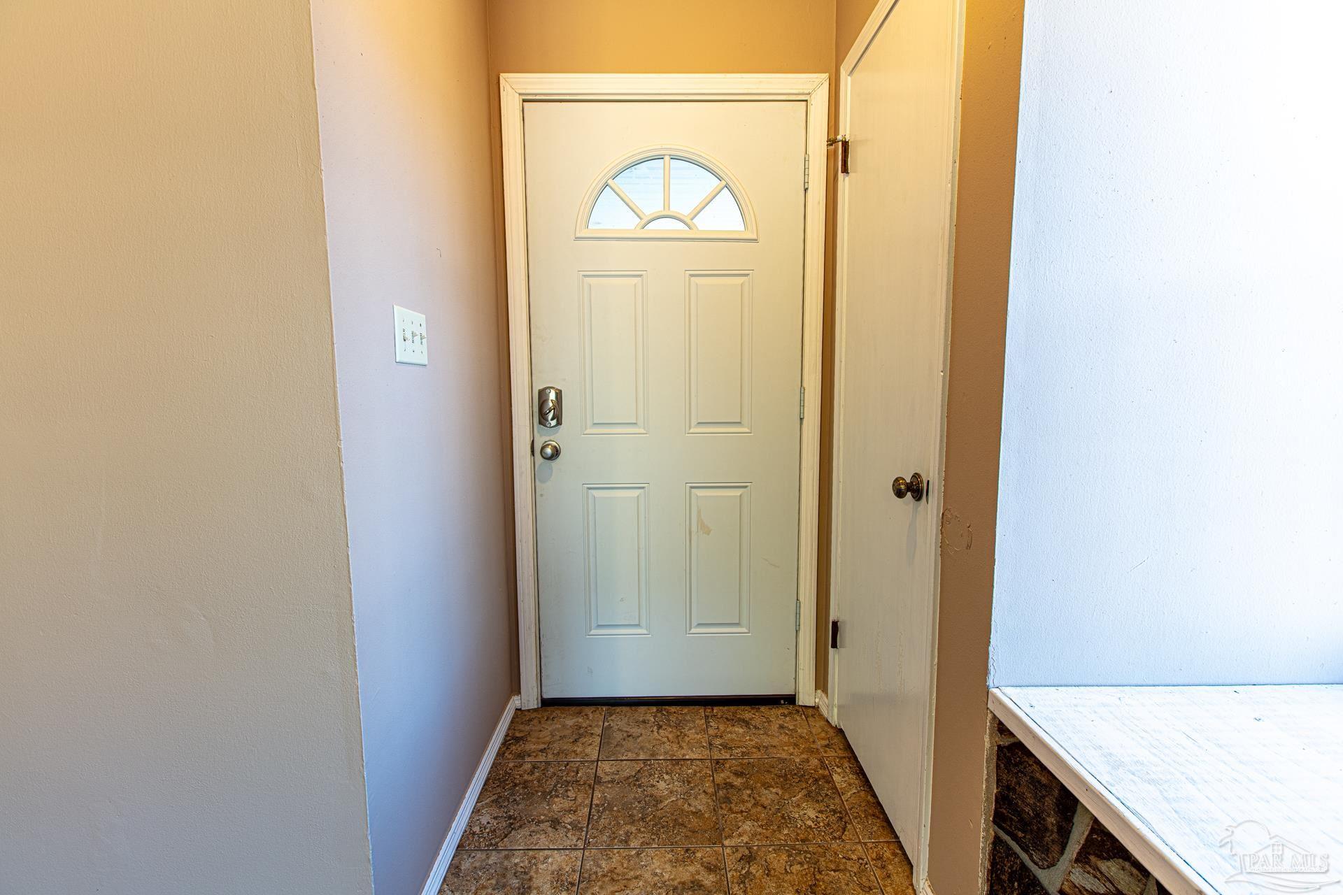 6242 Ridgegate Circle Pensacola, FL 32504 - Photo 9 of 28