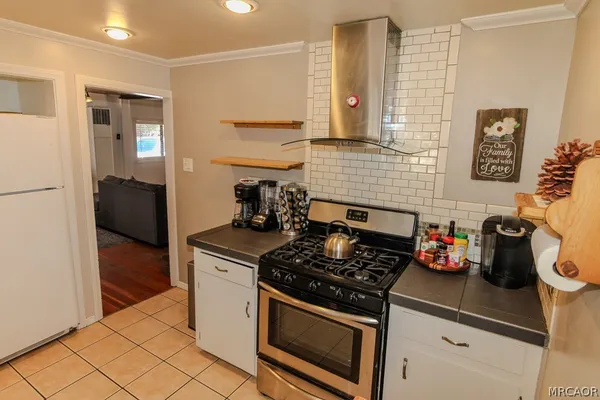 $1,800 | 40246 Dream Street, Big Bear Lake, CA 92315