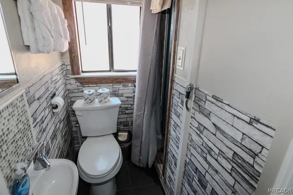 $1,800 | 40246 Dream Street, Big Bear Lake, CA 92315