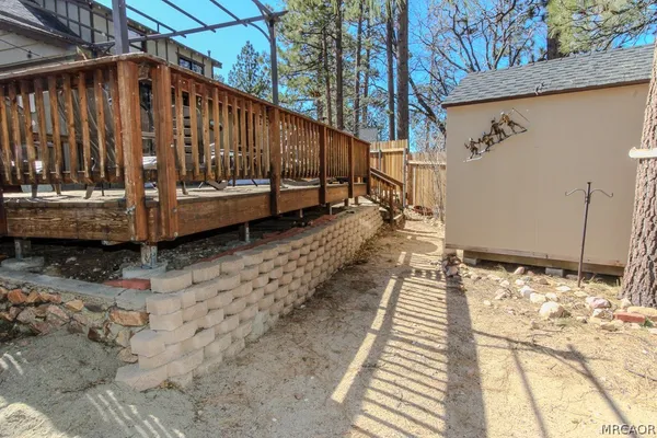$1,800 | 40246 Dream Street, Big Bear Lake, CA 92315