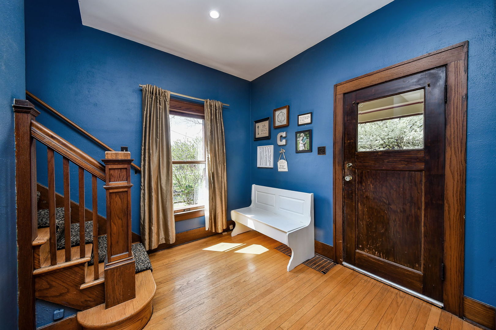 16 South Harrison Street Batavia, IL 60510 - Photo 4 of 19