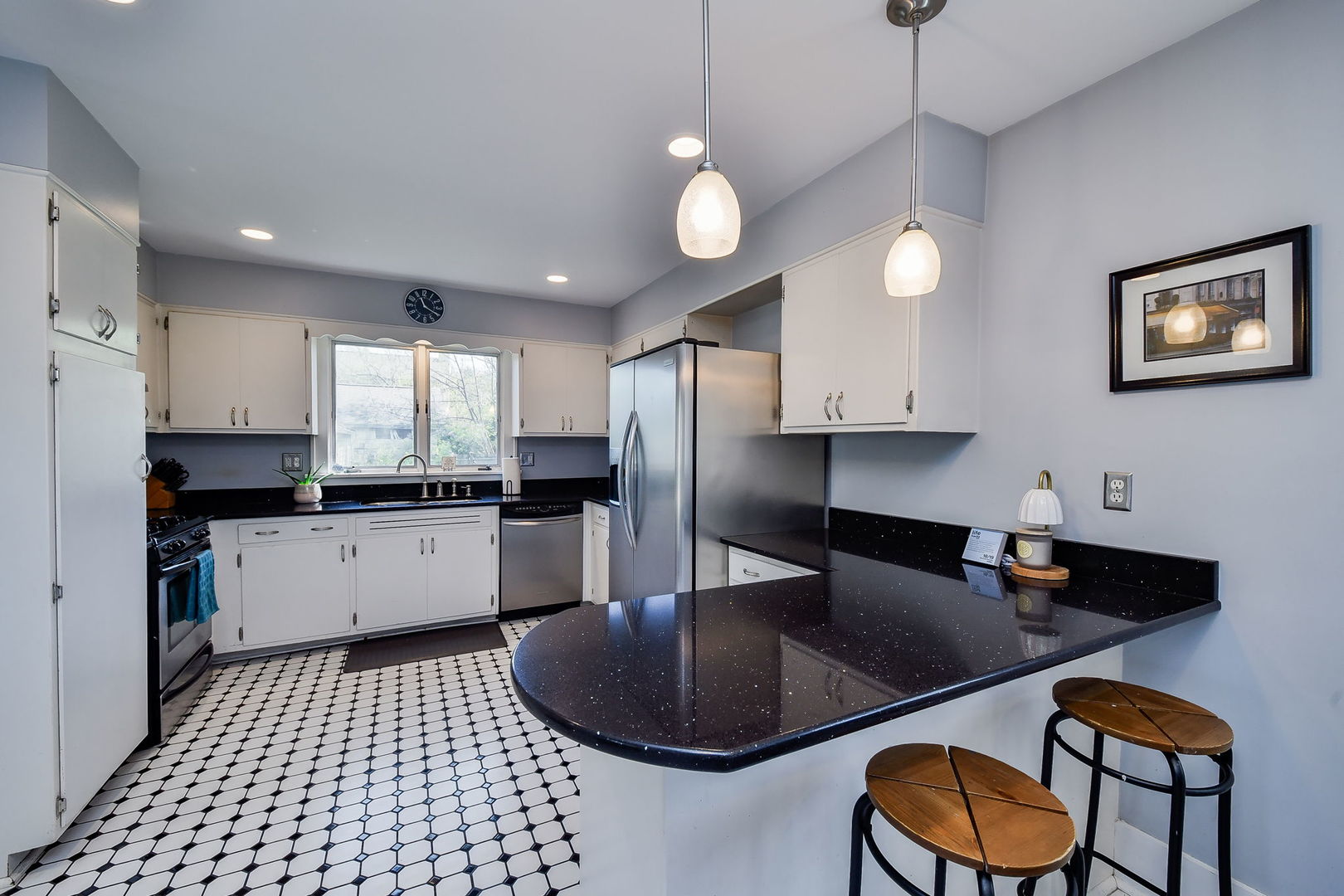 16 South Harrison Street Batavia, IL 60510 - Photo 10 of 19