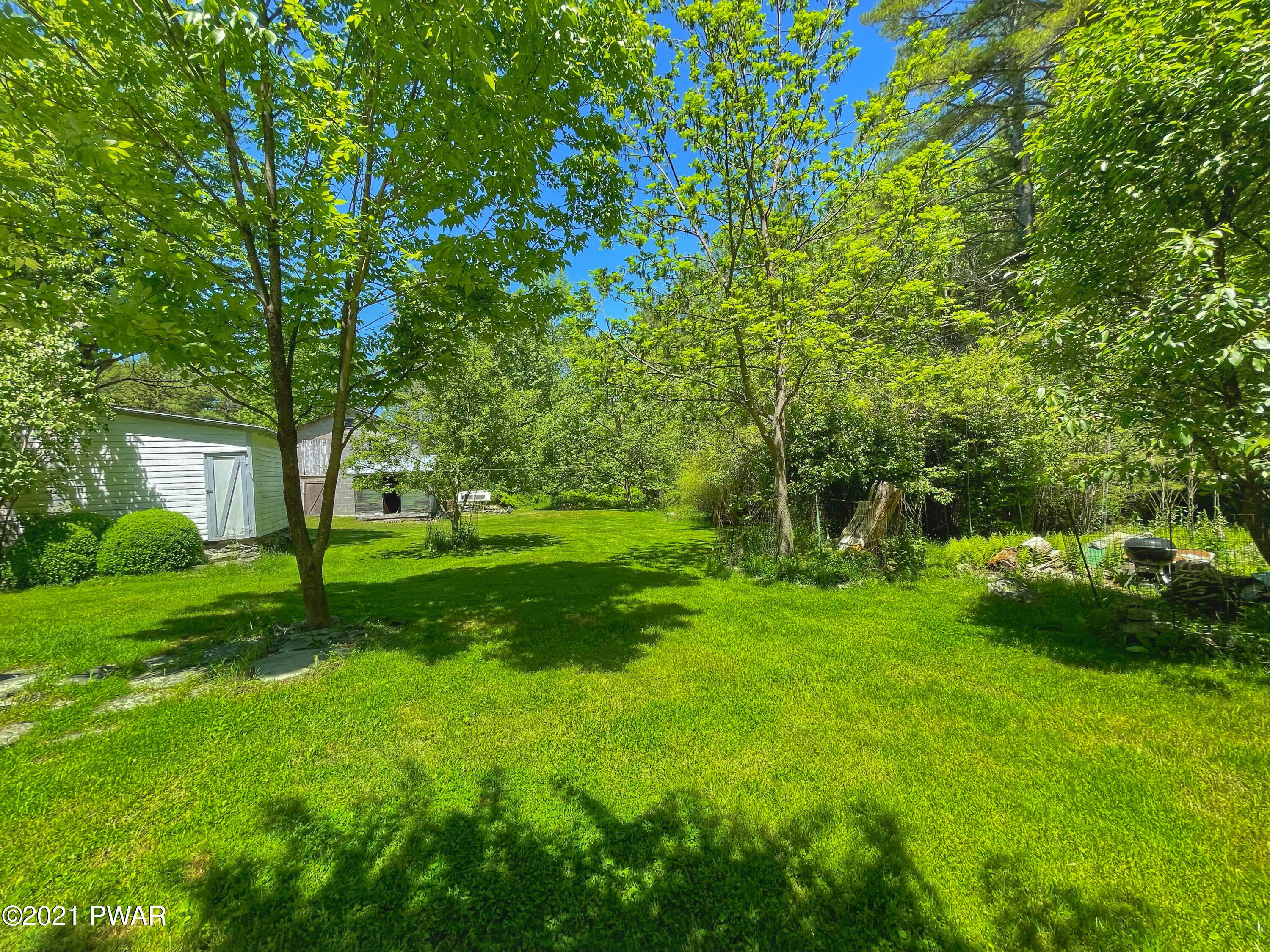120 Bee Hollow Road Shohola, PA 18458 - Photo 37 of 38