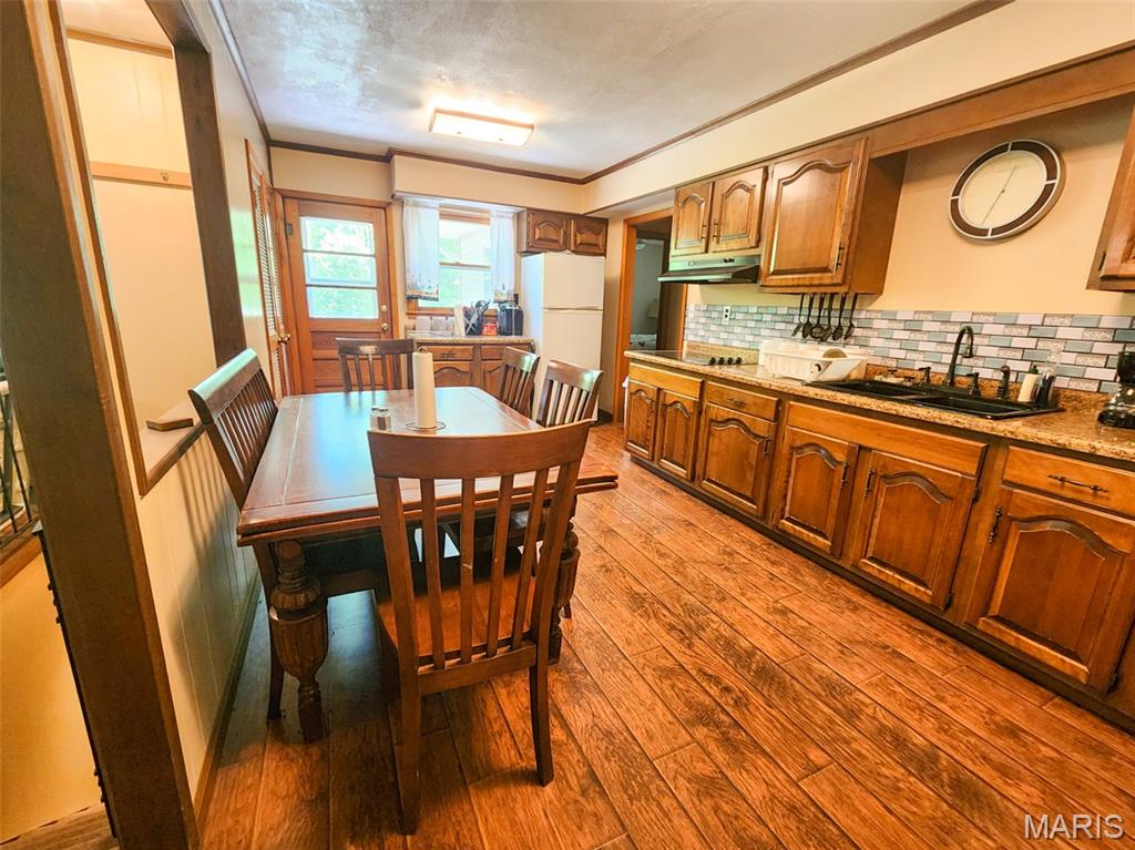 15222 Circle Drive Gillespie, IL 62033 - Photo 9 of 32