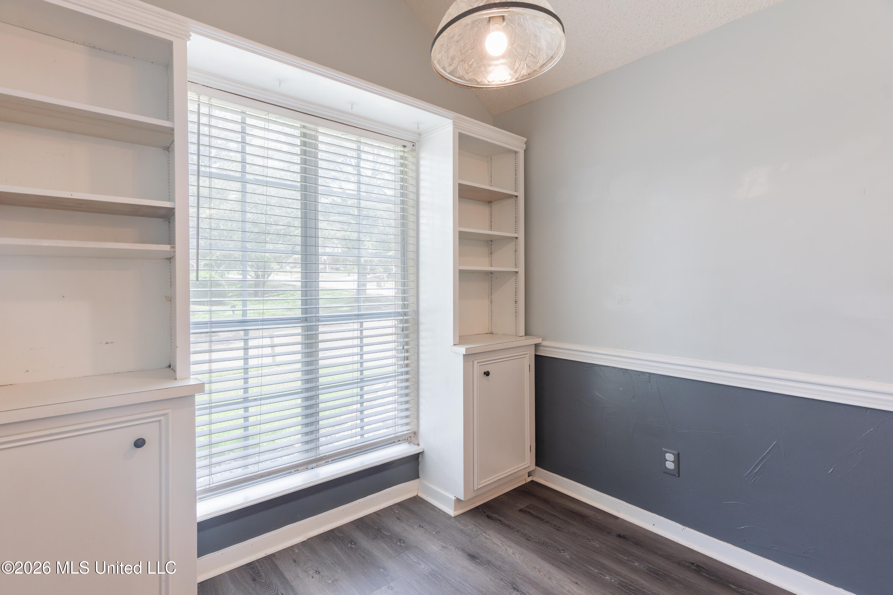 107 Yorkshire Cove Clinton, MS 39056 - Photo 14 of 59 14-EatInKitchen