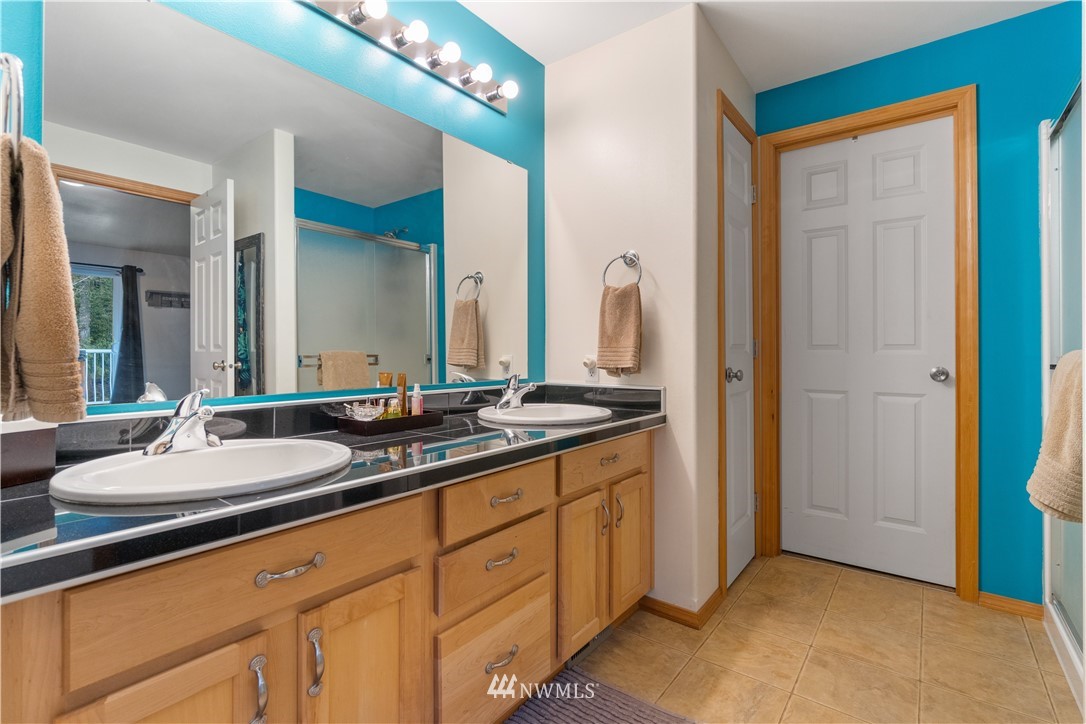 5001 Shellridge Road Northwest Olympia, WA 98502 - Photo 22 of 39 Gallery Image 22