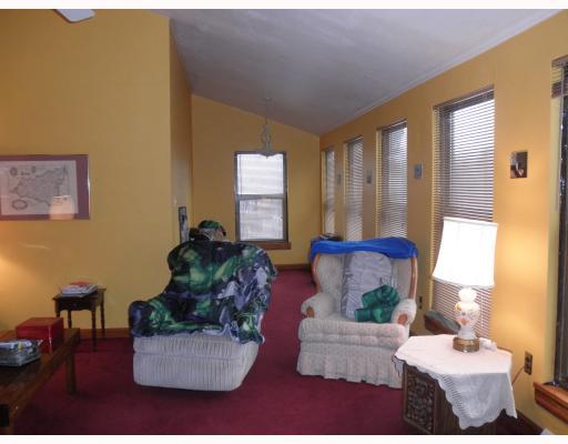 112 Grohman Road Butler, PA 16002 - Photo 8 of 14 Den/Family/Great Room.