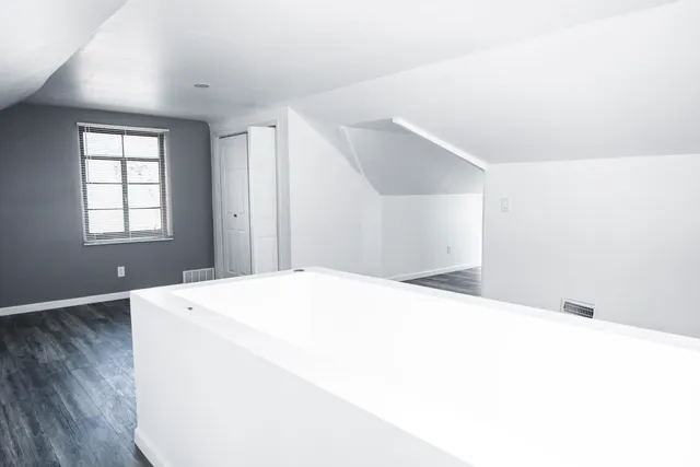 $129,900 | 11455 Kenmoor Street, Detroit, MI 48205