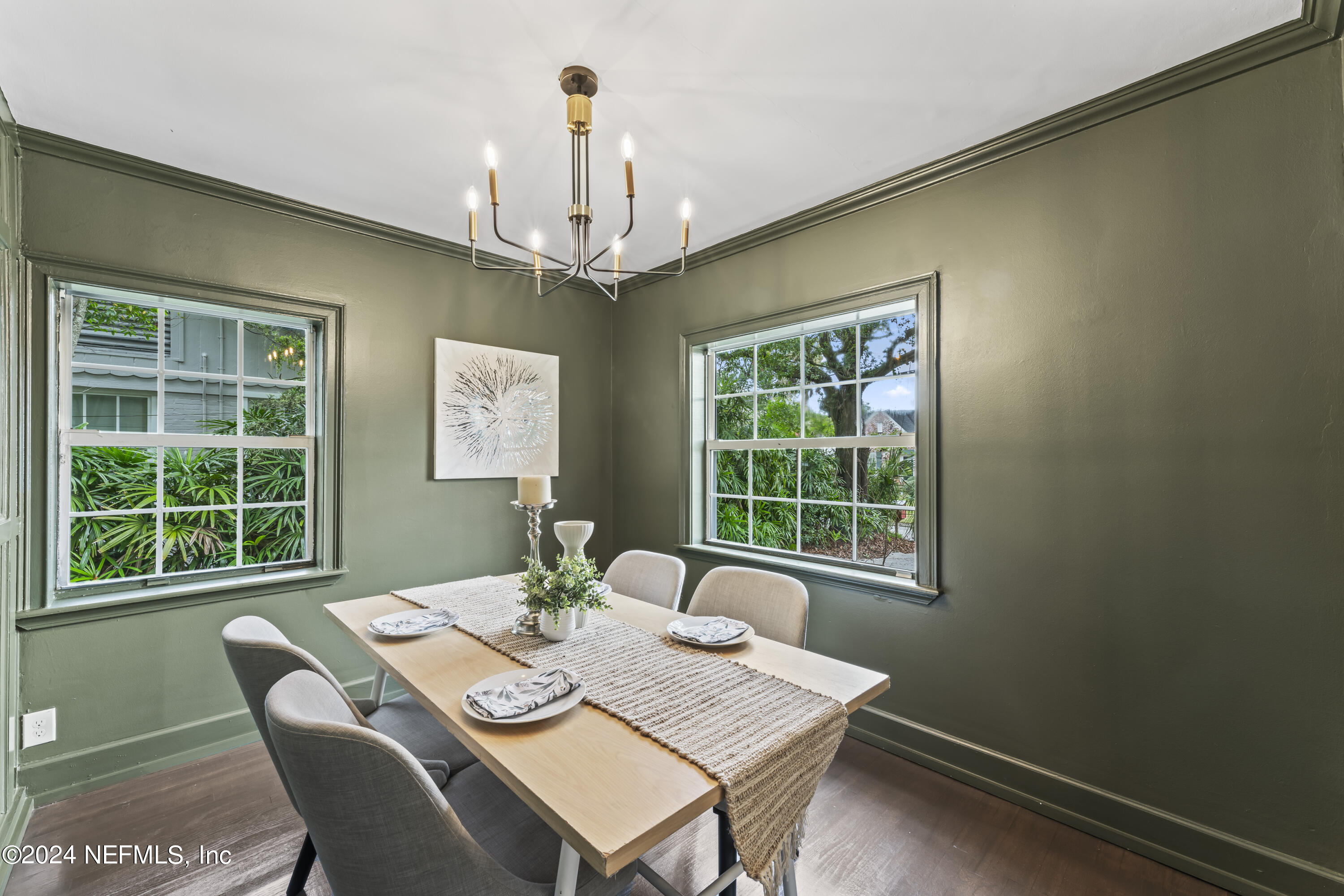 1515 Berwick Road Jacksonville, FL 32207 - Photo 16 of 56 Dining room